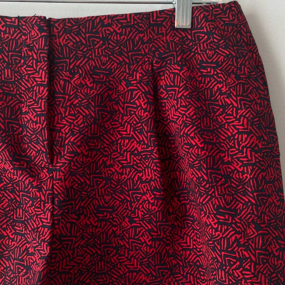 Geo Pattern High Rise Shorts - Size 8 - Picture 4 of 8